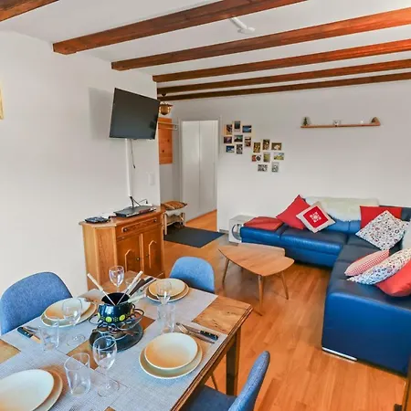 Magnifique A Cote Des Remontees Mecaniques *