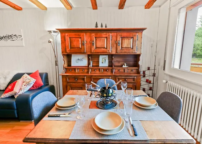 Magnifique A Cote Des Remontees Mecaniques